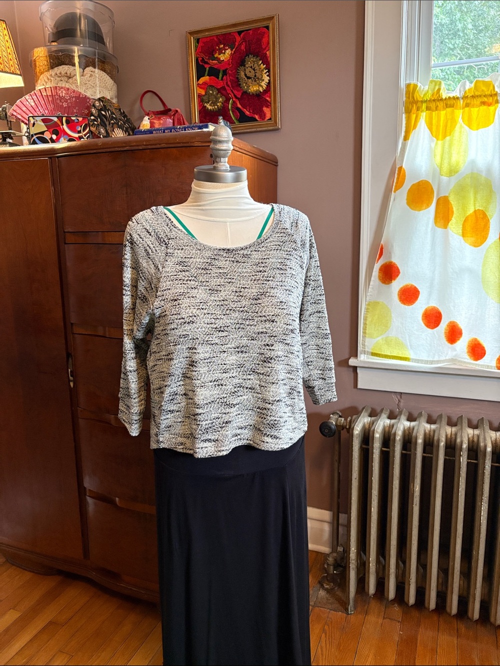 Threads 4 Thought Space Dye Black/White/Grey Scoop Neck Knit Top 3/4 sleeves
